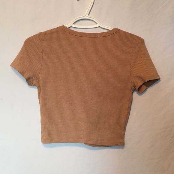 Crop top - Picture 2 of 3